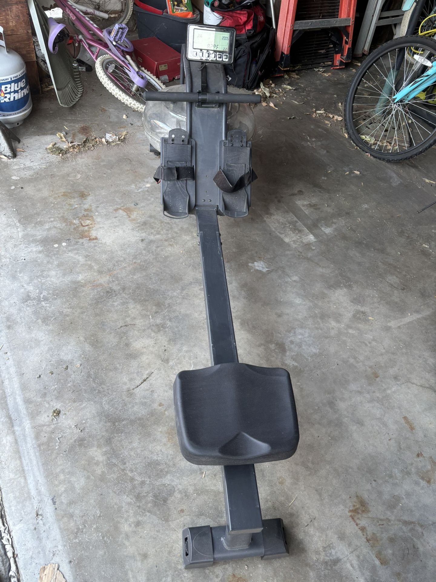 Maxkare Rowing Machine