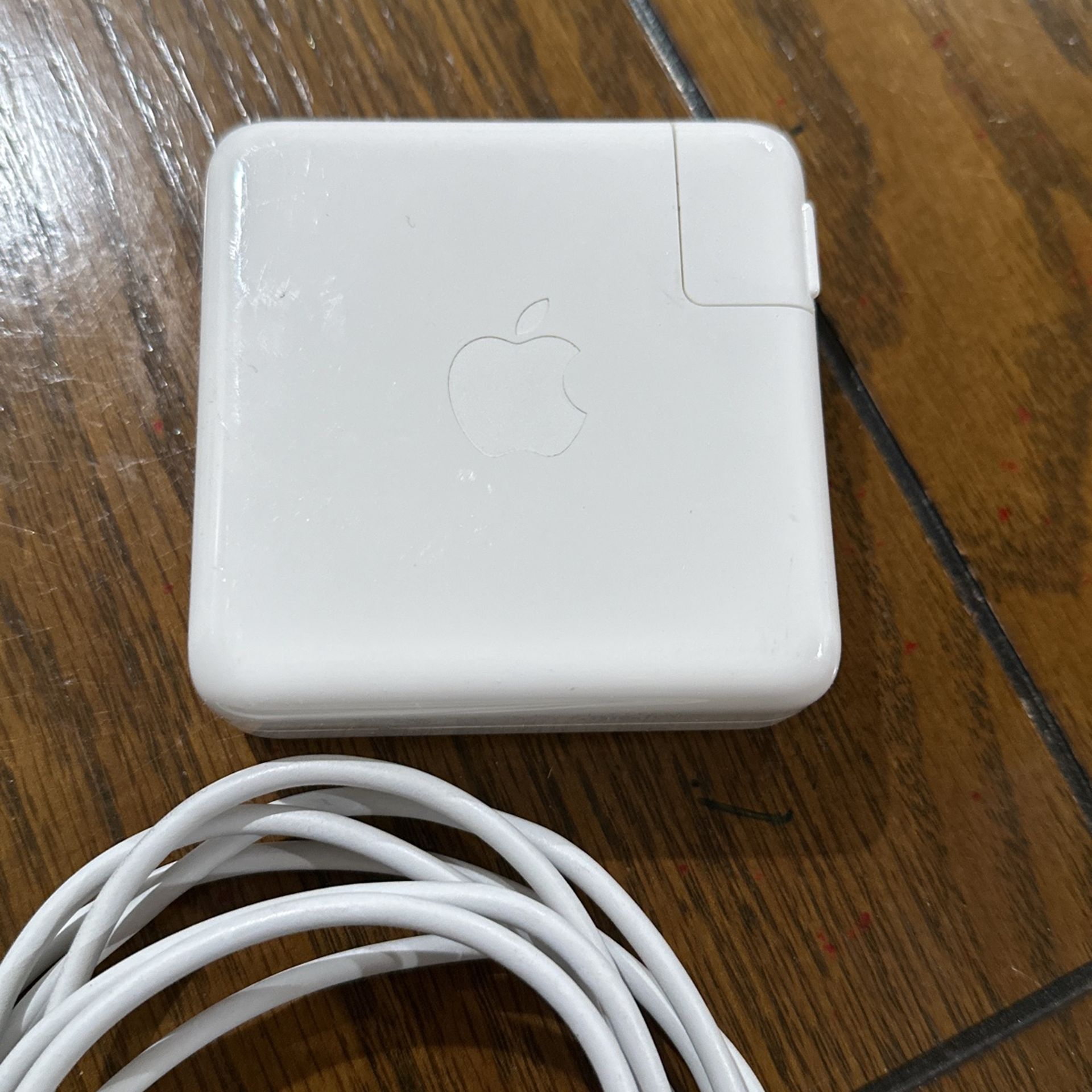 Apple Original OEM 96W USB-C Power Adapter Charger for Apple MacBook Pro A2166