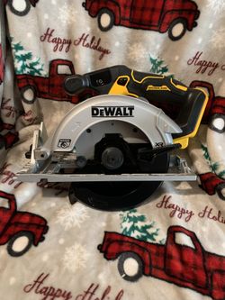 Dewalt Xr 6-1/2 Circle Saw