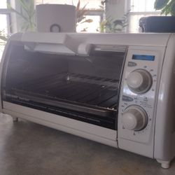 Black & Decker Toaster Oven $$$35