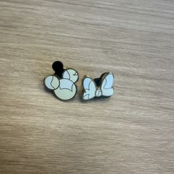 Disney Pins Bow and Kernel - Popcorn