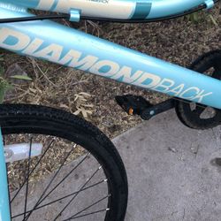 Diamondback kids bike