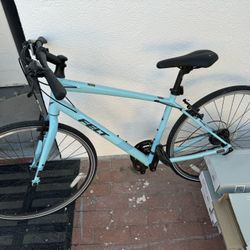 Felt Bike Speed Verza Bicycle