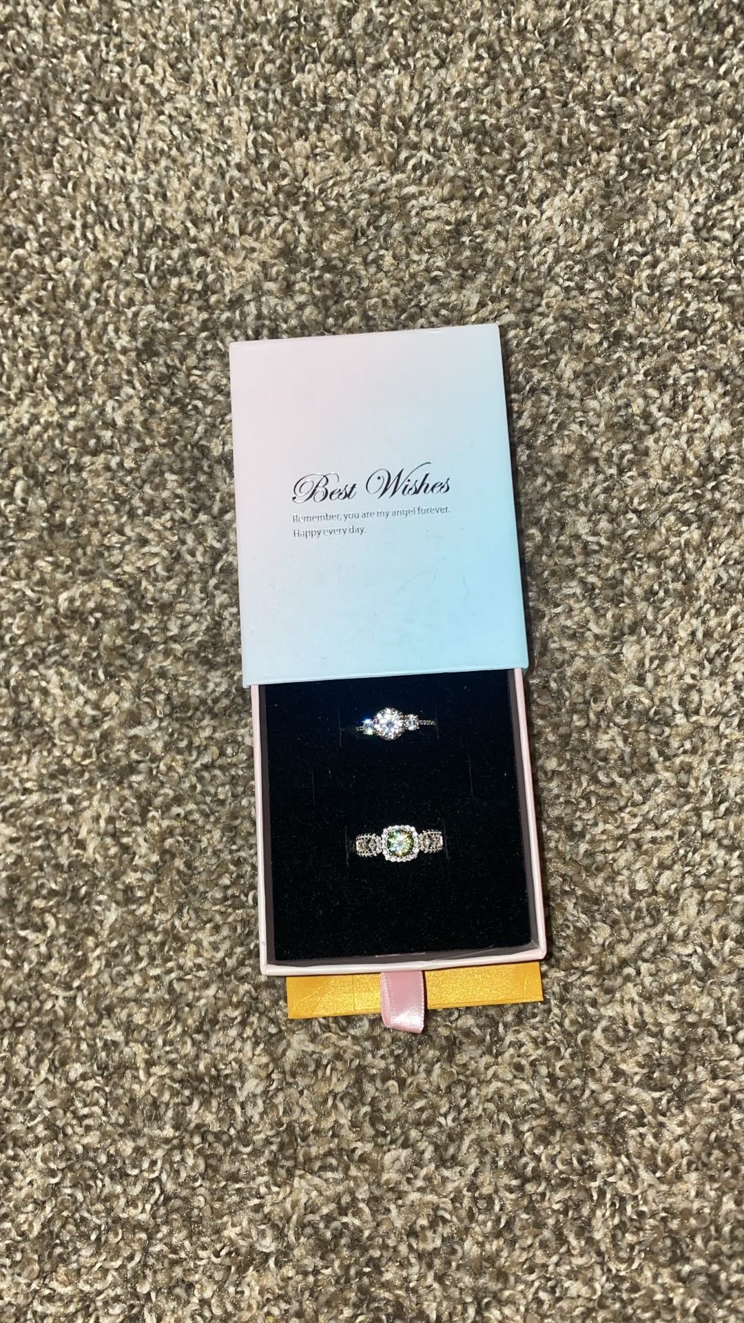 Mossinite Women’s Engagement rings