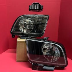 Ford Mustang 2005. 2009 headlights.