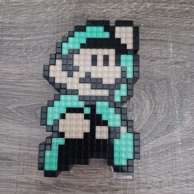 Pixel Pal Super Mario 3 Luigi Light Up Display