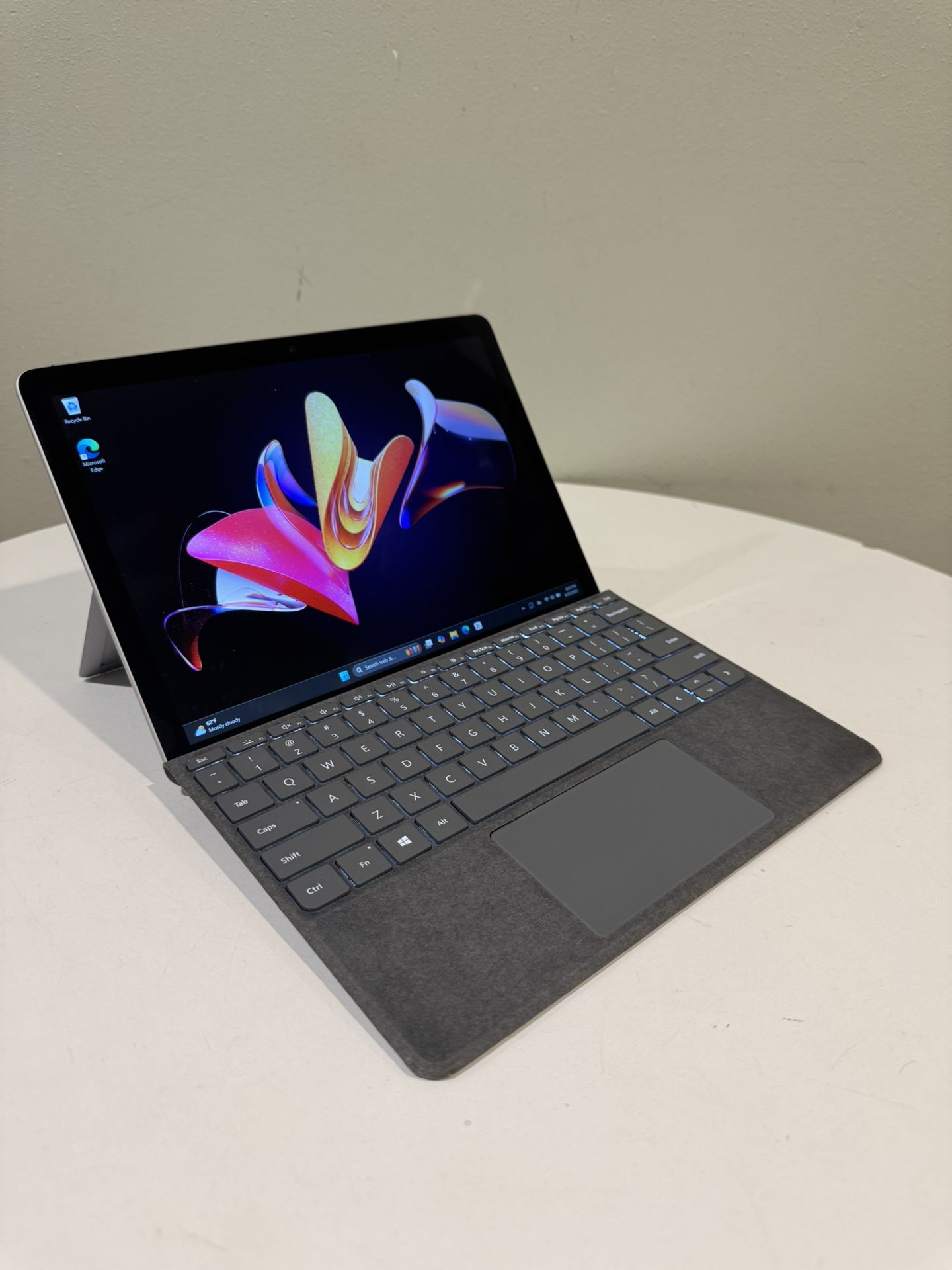 Microsoft Surface Go 2 Laptop Tablet PC Computer Windows 11