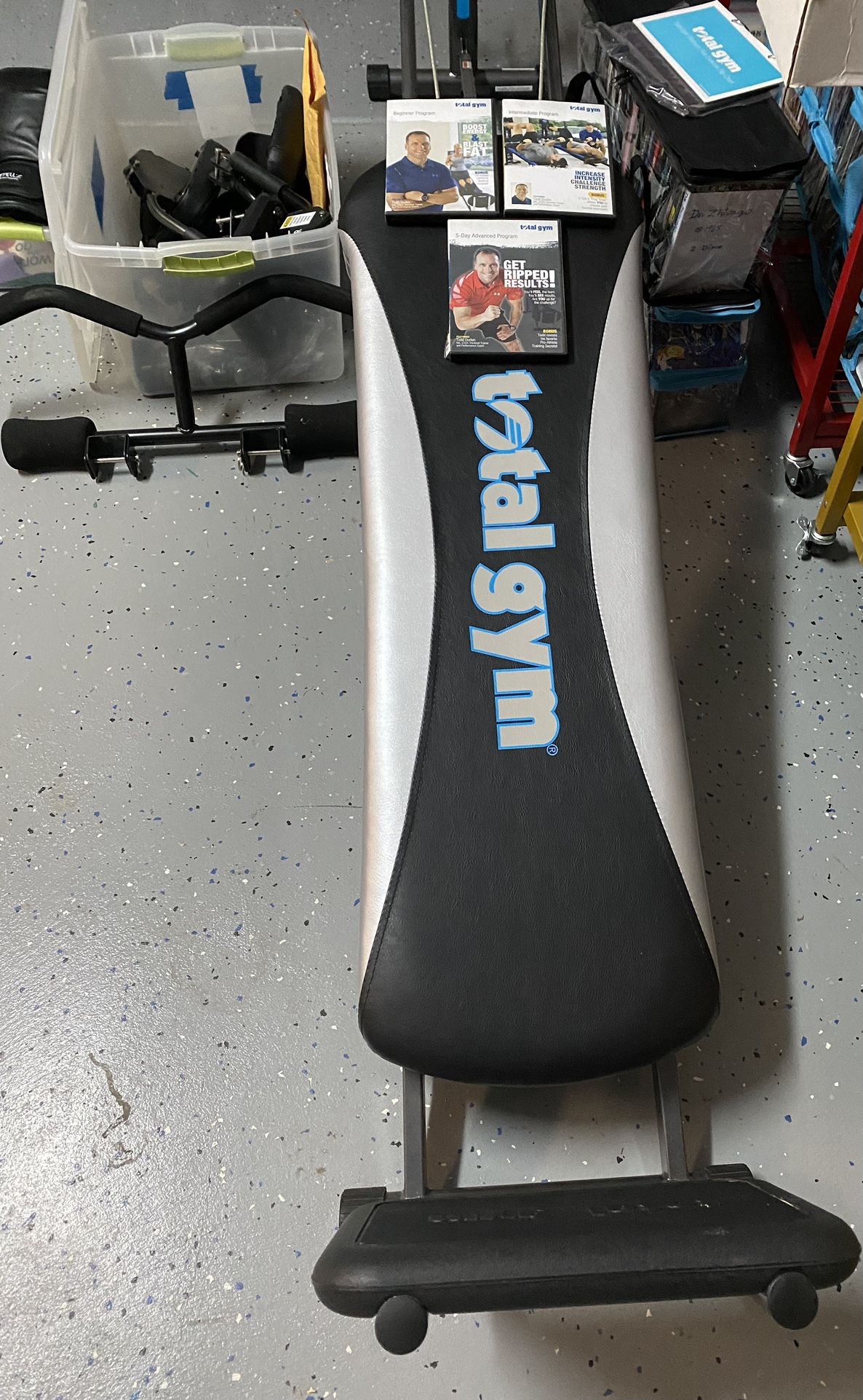NEVER USED!! Total Gym Platinum Plus