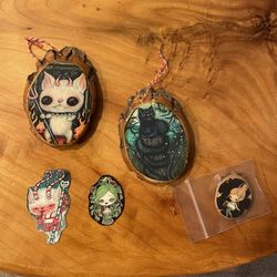 Gothmas Cat Ornaments And Stickers