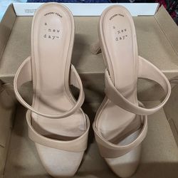 Womens heels 9 1/2