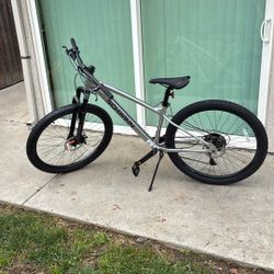 Schwinn  Bike 27.5” Size 