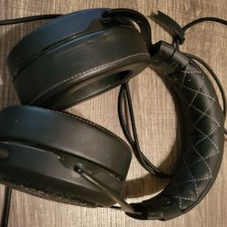 CORSAIR HS60 GAMING HEADSET