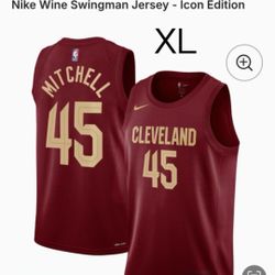 Brand New Mitchell ✨️ Jersey 