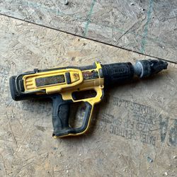 De Walt Fully Automatic Powder Actuated Tool