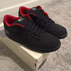 Supreme Nike Dunk Low 94 Size 10.5