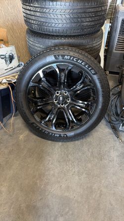 2026 Land Rover Defender Octa Rims And Tires