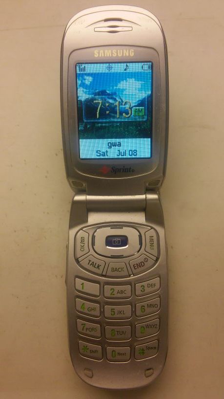 Samsung SPH-A620 Vintage Flip Phone (Sprint) - Silver - Item Not Tested