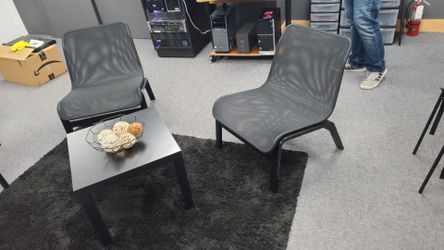 2 IKEA Black Chairs – Like New (Set of 2)
