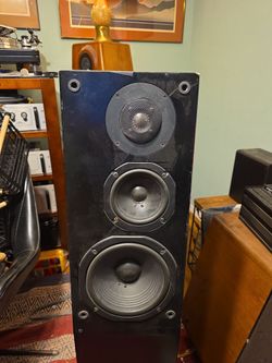 Jbl L7 Speakers (black ones)