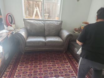 2 Pic Couches Lather  Make Offer