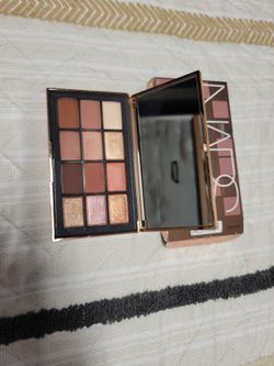 Eyeshadow Palette