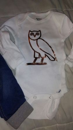 Baby onesies OVO