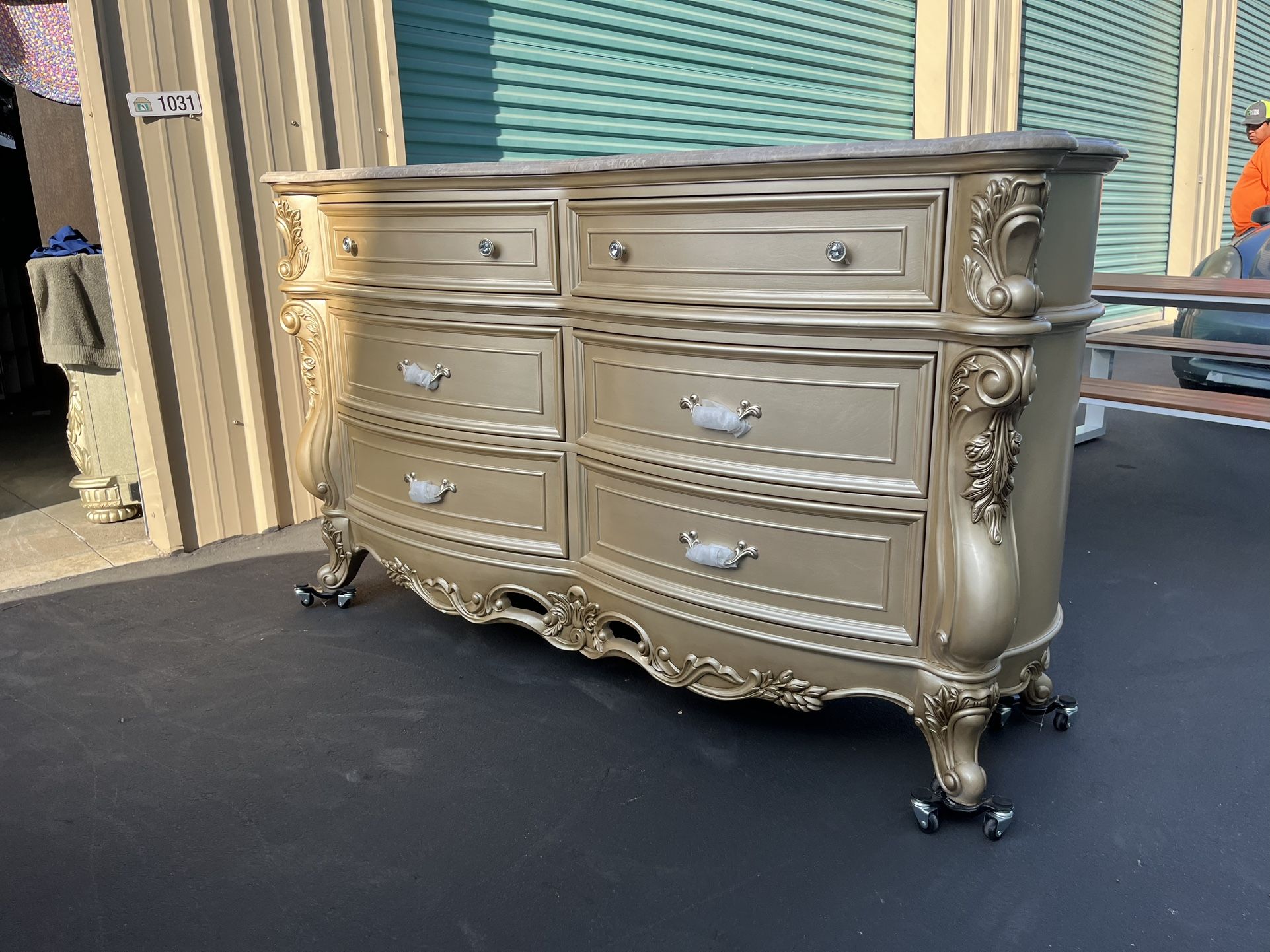 Monique 6-Drawer Solid Wood Dresser - With Marble Top