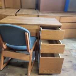 COMPLETE DESKT AND CHAIR SETTING (HOME 84)