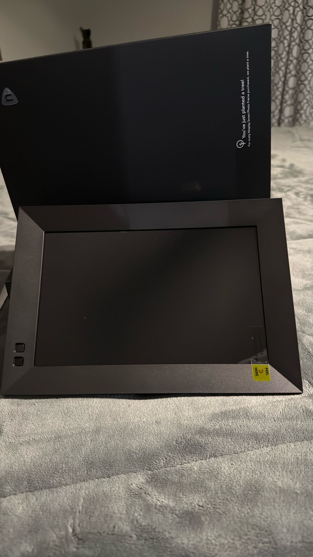 Nixplay 10.1-inch Smart Digital Photo Frame