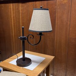 Bronze Finish Desk/Table/Nightstand Lamp 