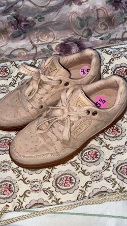 GUESS woman’s Shoes Size 5/12 $25 Or Better Offer