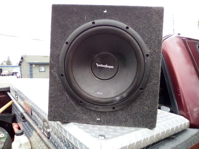 Rockford Fosgate R/2 Speaker And Box