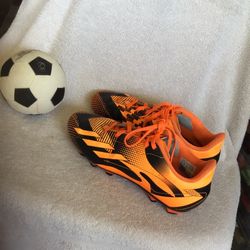Adidas Soccer Cleats Size US 4