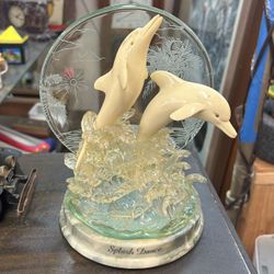 Dolphin Elegant Dancers Light