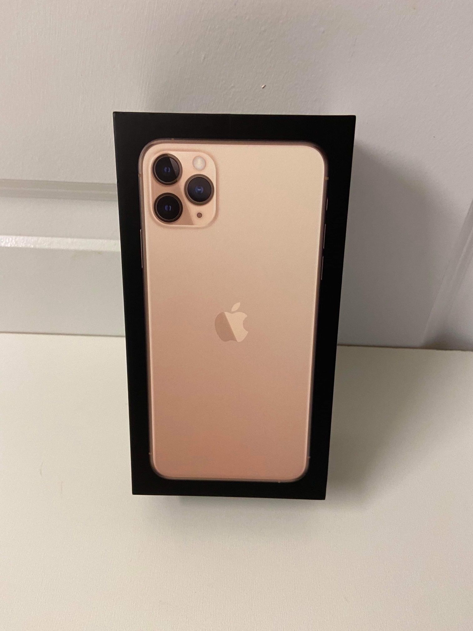 iPhone 11 Pro Max Box Only