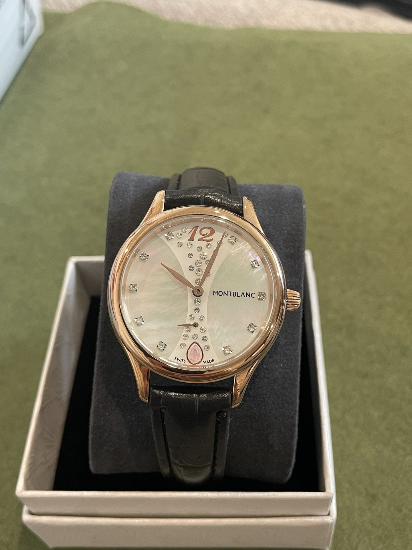 Women's watch, white mother-of-pearl dial, black leather strap, zircon inlay inside