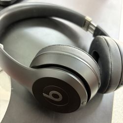 BEATS SOLO 4 $80 ‼️