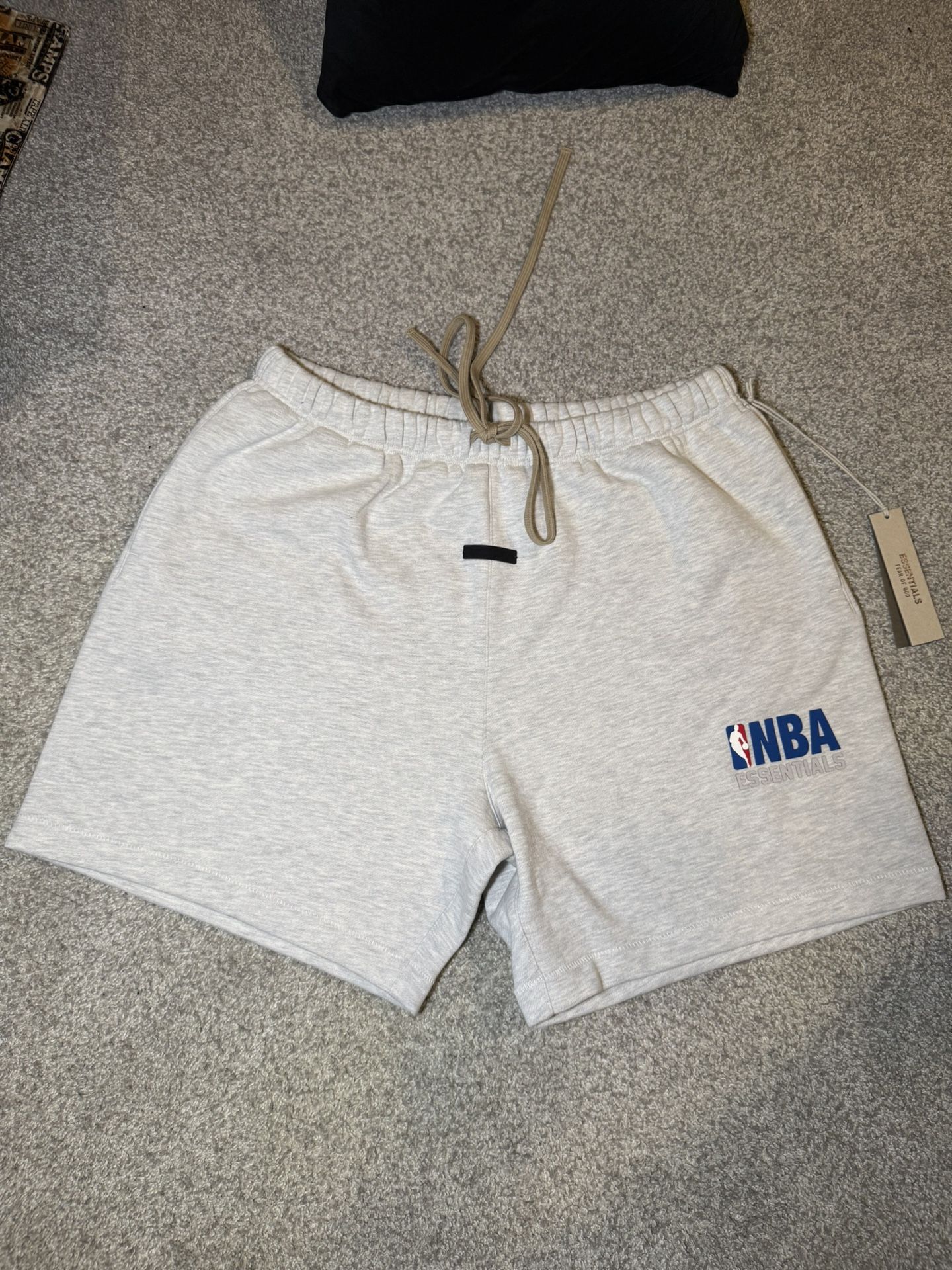 Fear Of God Essentials NBA Sweatshorts Light Heather Size XL FW24 Brand New
