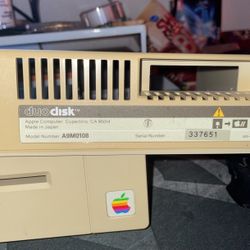 Apple Duo Disk (retro) UNTESTED in Condition It’s In