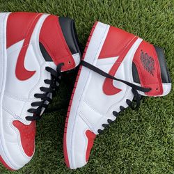 Air Jordan 1 High OG “Heritage”
