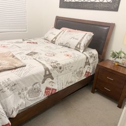Queen Bedroom Set