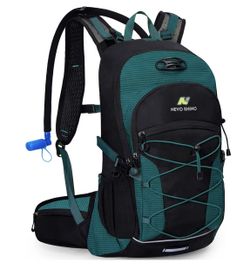 Nevo Rhino Hydration Backpack 3L Water Bladder - NWT New With Tags