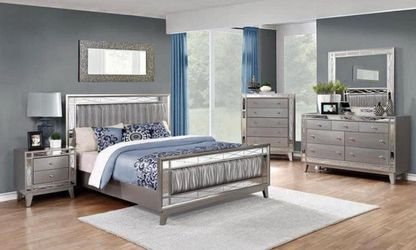 Brand new queen bedroom set ( queen bed, dresser, mirror and 1 Nighstand ) mattress and chest not included