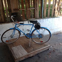 1972 Schwinn Suburban 10 Speed Bycicle 