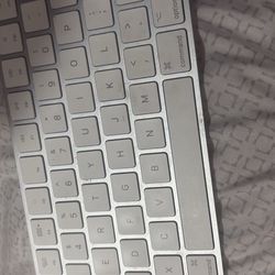 Magic Keyboard 