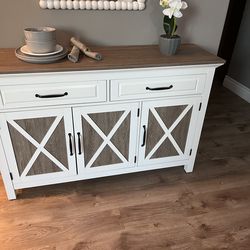 Living room table/credenza/storage