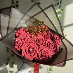 12 Rose Bouquet 
