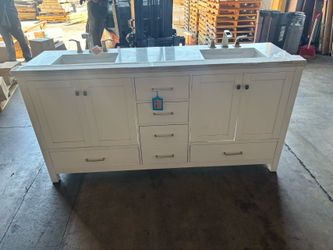 OPEN BOX 60” White Bathroom Vanity