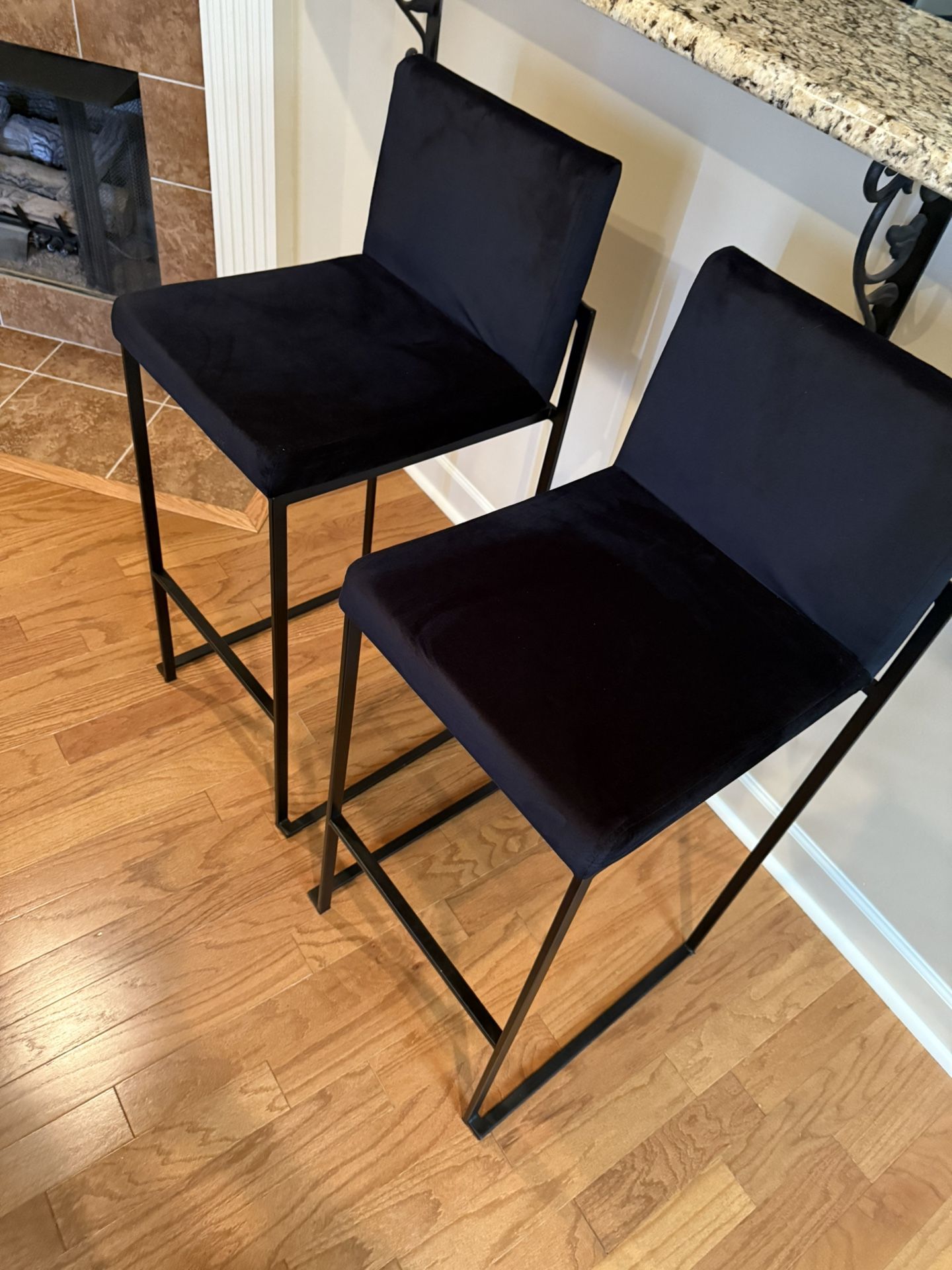 Counter and Bar Stool 30”
