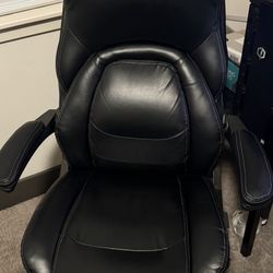 La-Z-Boy Executive Office Chair — MUST GO 📍 Pickup Only (Gainesville, FL)